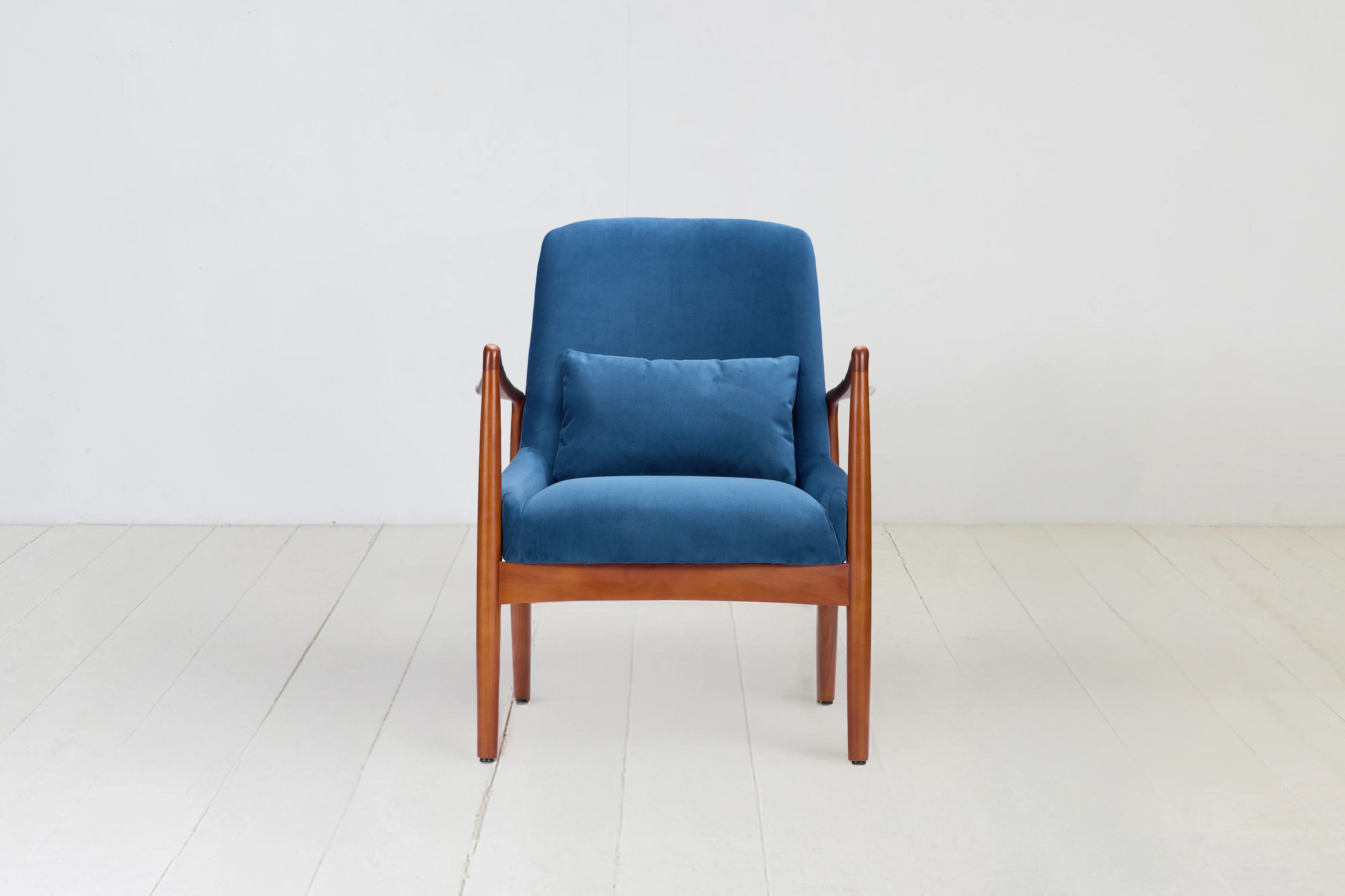 Chair 01 - Image 3