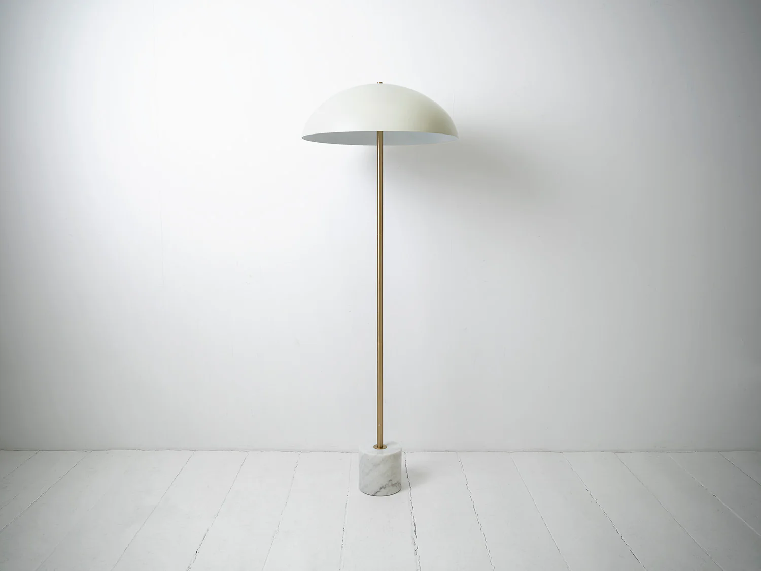 Floor Lamp 02