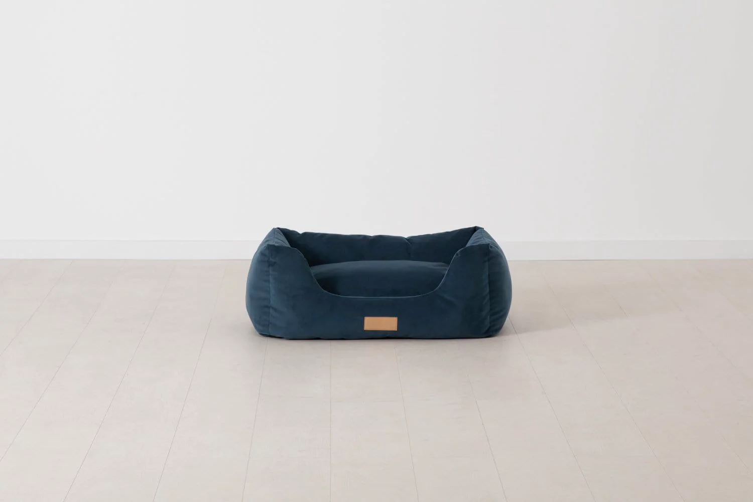 K9-02 Dog Basket Small - Image 2
